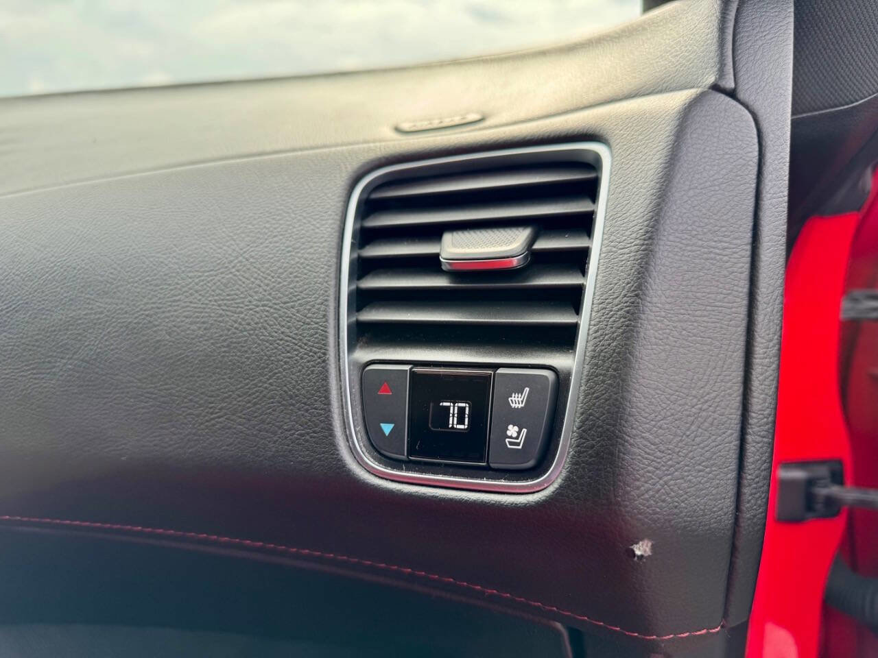 Used 2016 Chevrolet Corvette Stingray Coupe w/ 2LT Preferred Equipment Group image 18