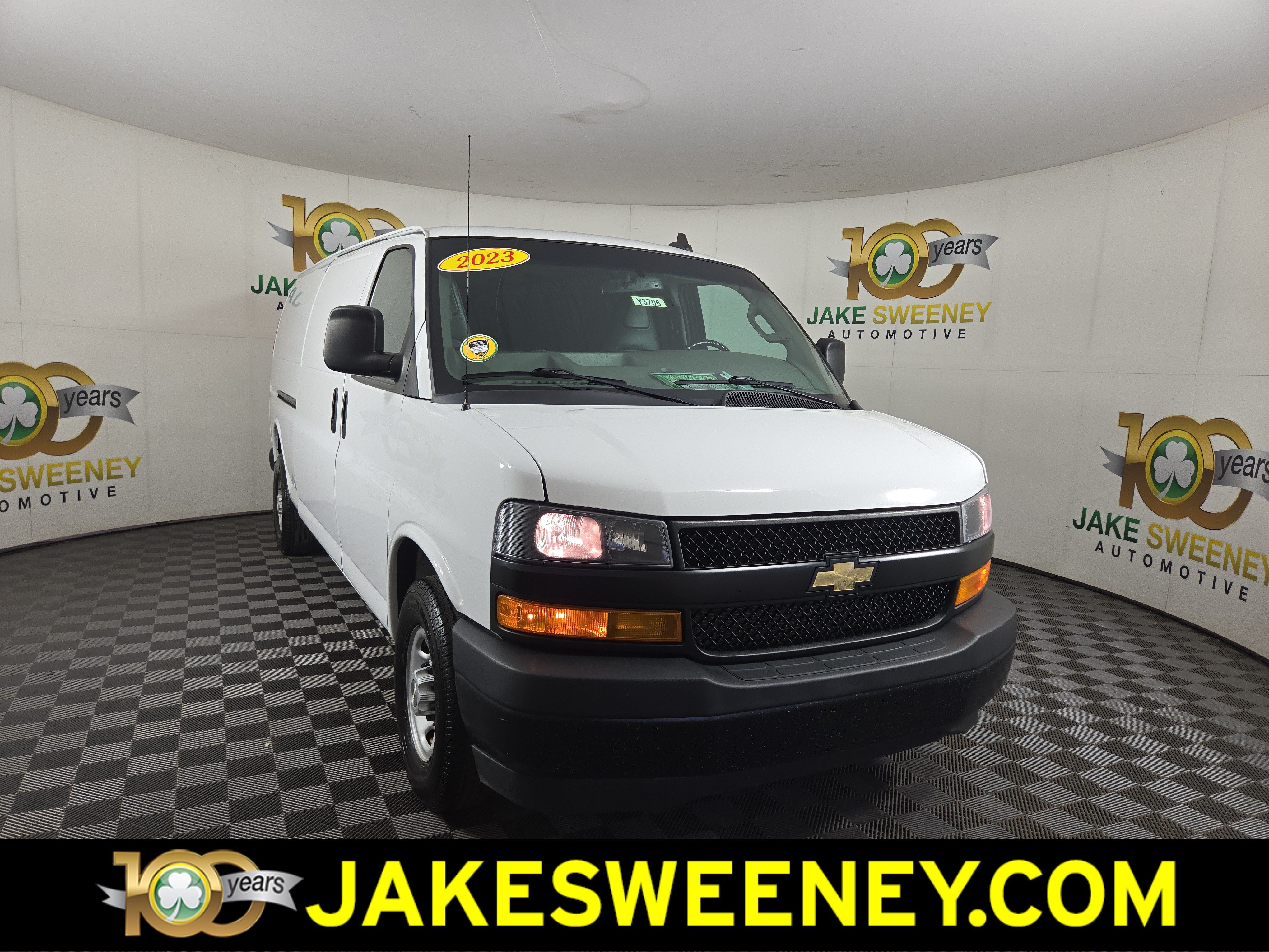 Used 2023 Chevrolet Express 2500 Extended w/ Driver Convenience Package RWD image 1