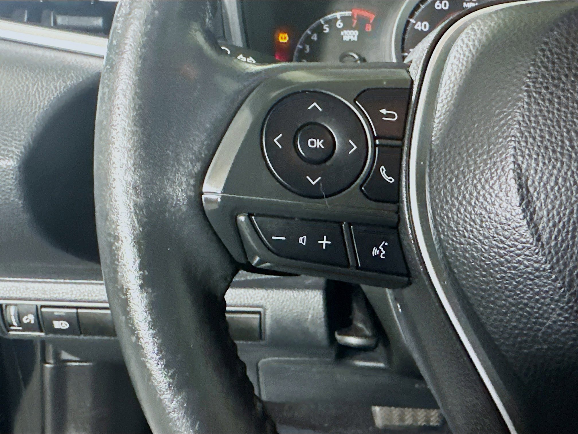 Used 2020 Toyota Corolla SE FWD image 16