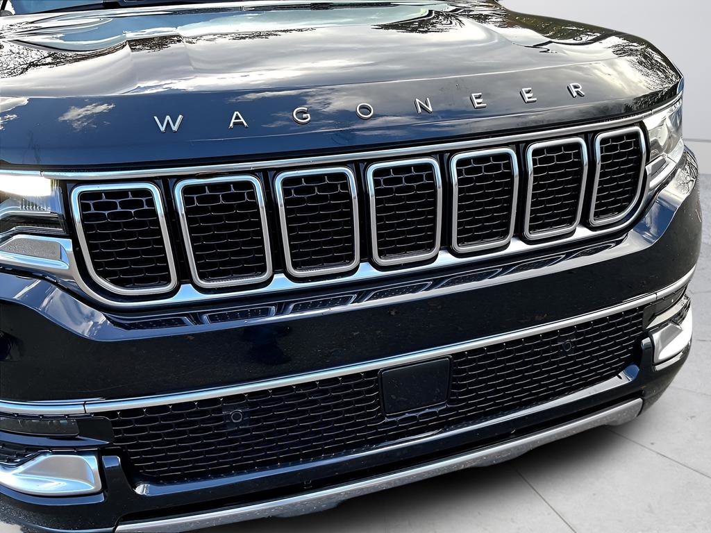 Used 2022 Jeep Wagoneer Series III w/ Flexible Seating Group image 31