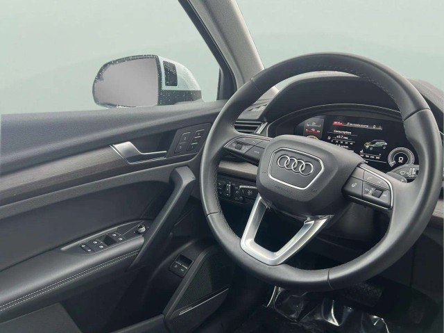 Certified 2023 Audi Q5 e Premium Plus w/ Premium Plus Package image 12