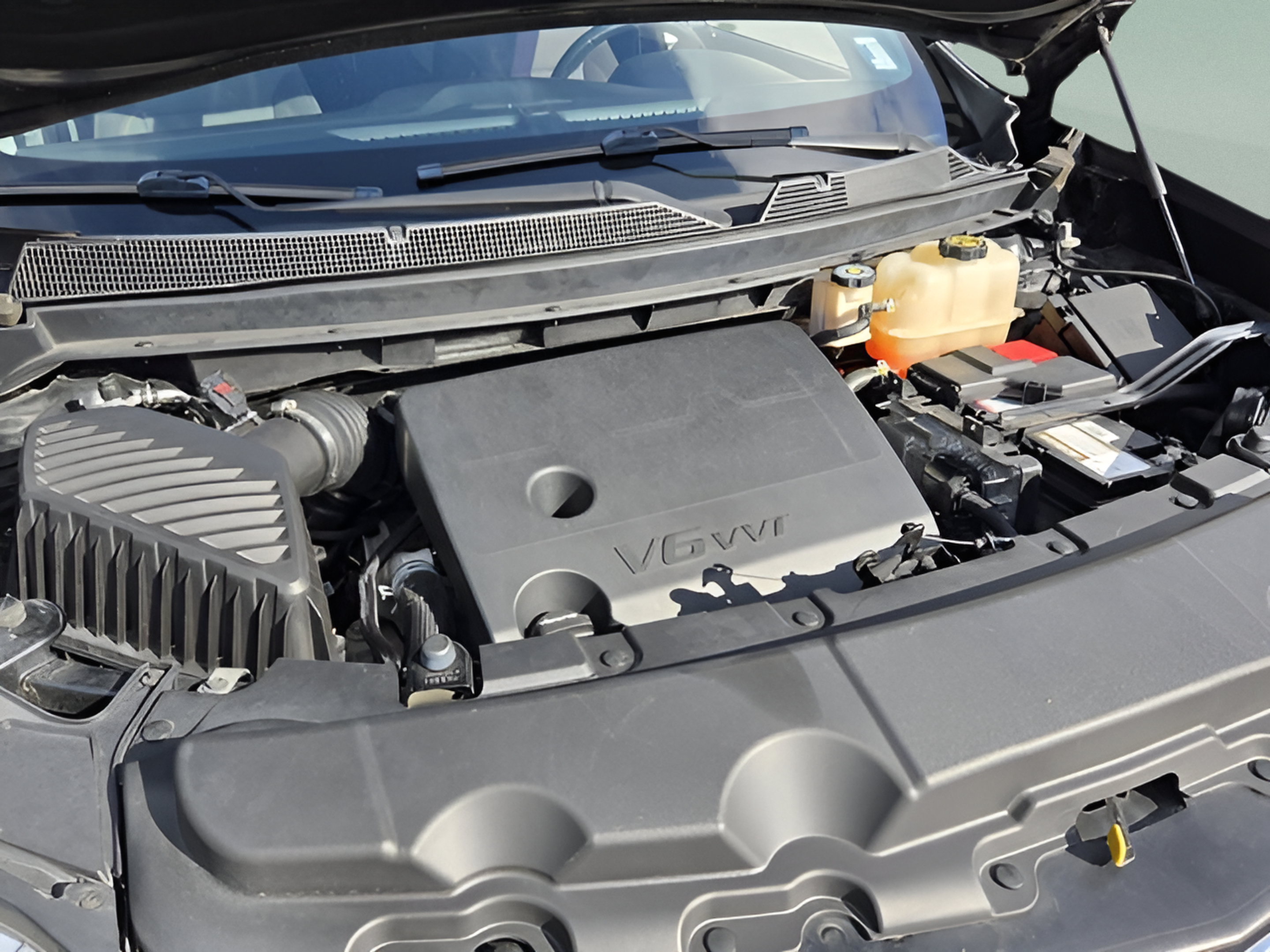 Used 2018 Chevrolet Traverse LT FWD image 16