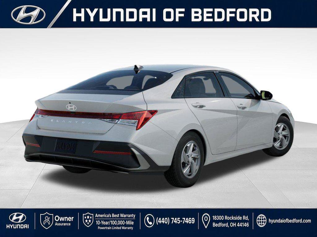 New 2026 Hyundai Elantra SE FWD image 4