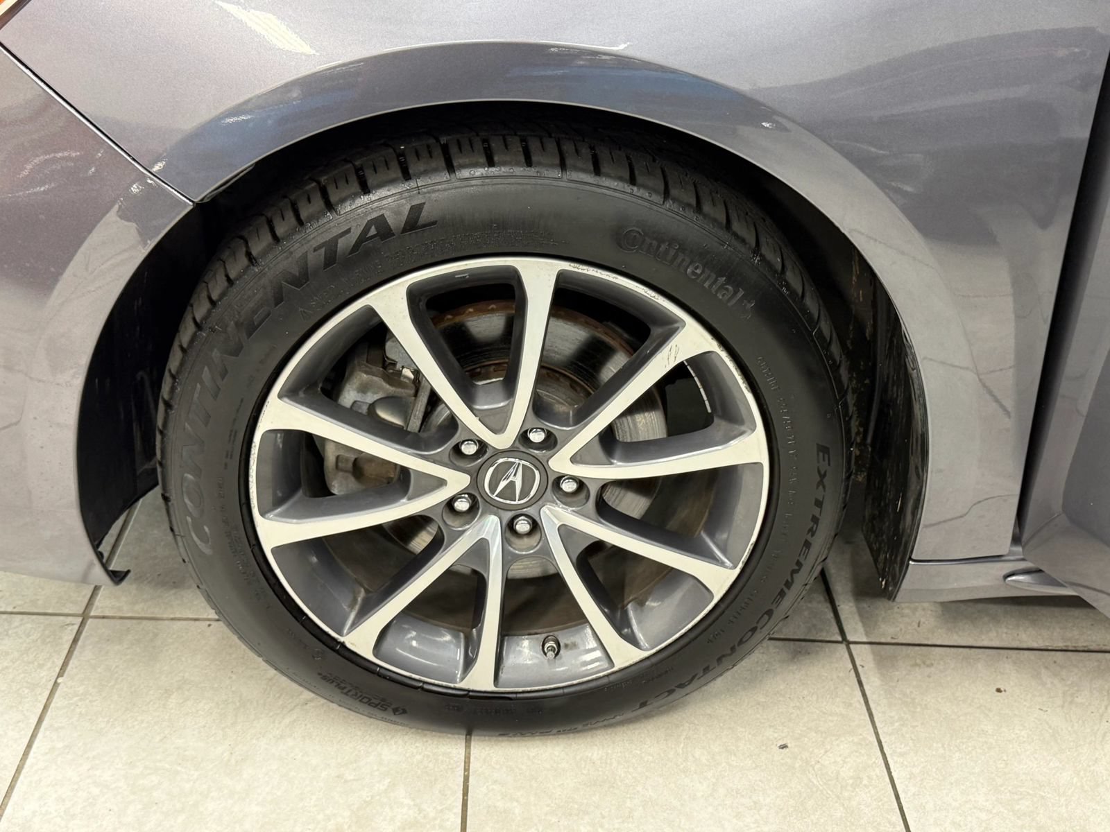 Used 2018 Acura TLX w/ Technology Package FWD image 39