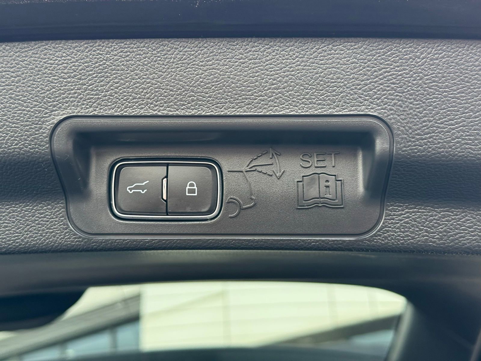 Used 2023 Ford Explorer ST w/ Equipment Group 401A image 41