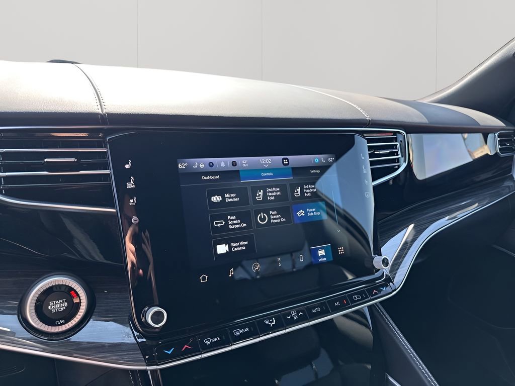 Used 2022 Jeep Wagoneer Series III w/ Premium Group I image 38