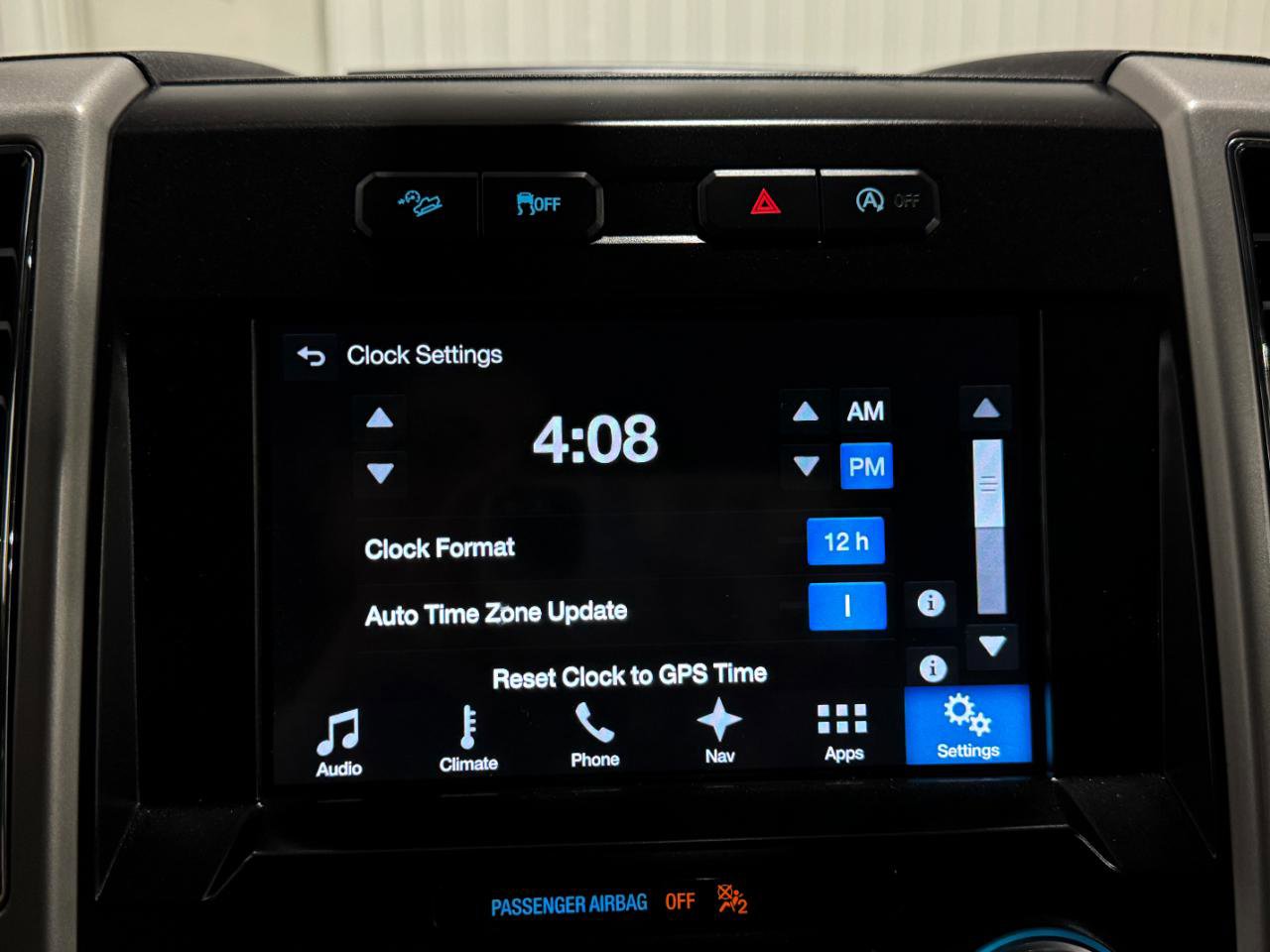 Used 2018 Ford F150 Lariat w/ Equipment Group 502A Luxury AWD/4WD image 47