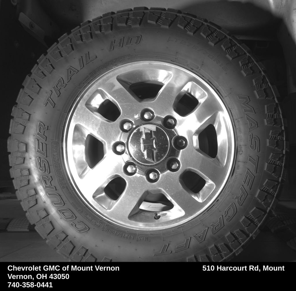 Used 2015 Chevrolet Silverado 3500 LT w/ LT Convenience Package AWD/4WD image 16