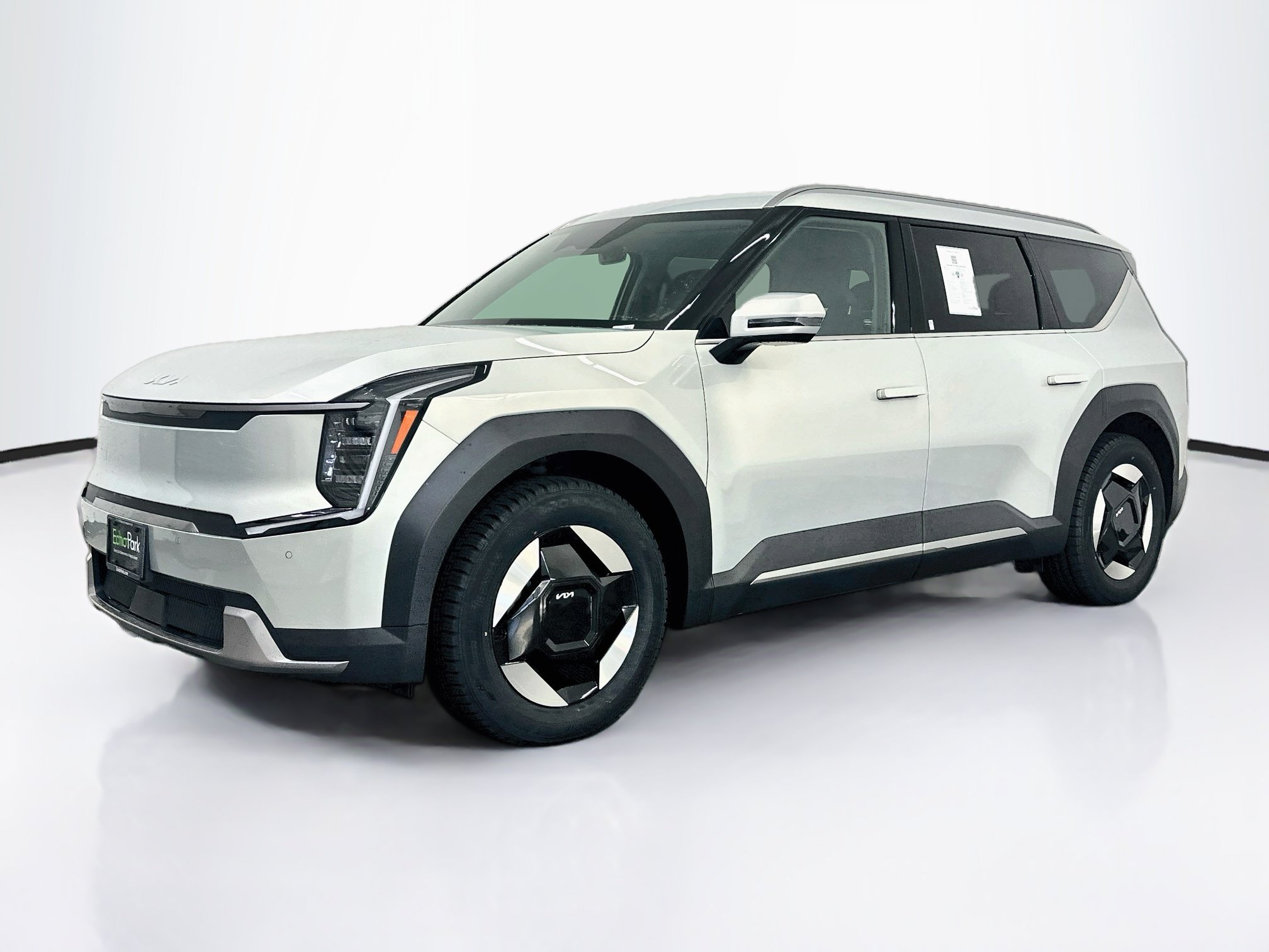 Used 2024 Kia EV9 Wind AWD/4WD image 3