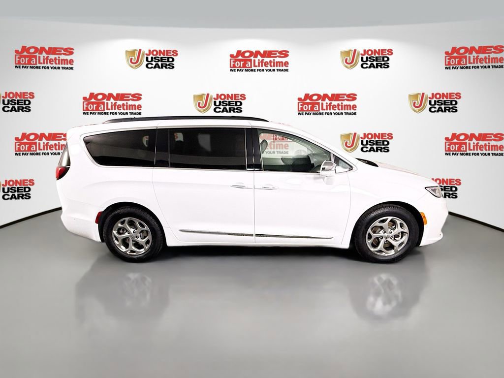 Used 2022 Chrysler Pacifica Limited FWD image 20