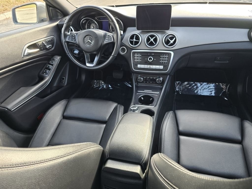 Used 2019 Mercedes-Benz CLA 250 4MATIC w/ Premium Package image 23