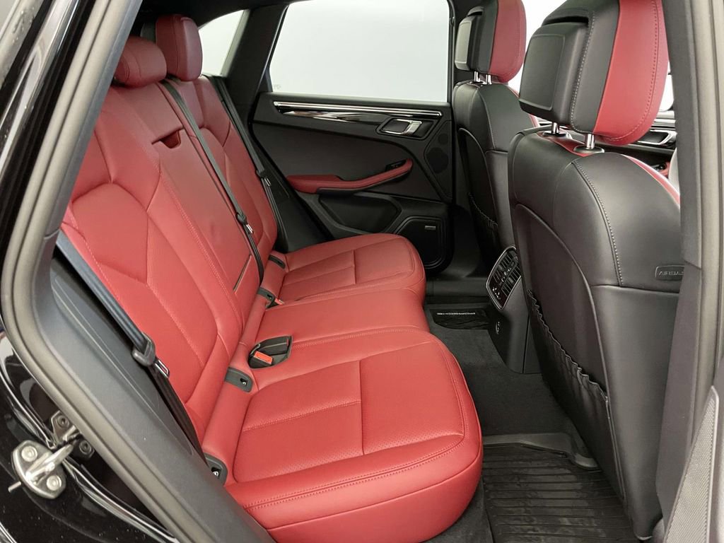 New 2025 Porsche Macan image 22