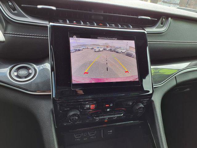 Certified 2022 Jeep Grand Cherokee L Laredo image 27