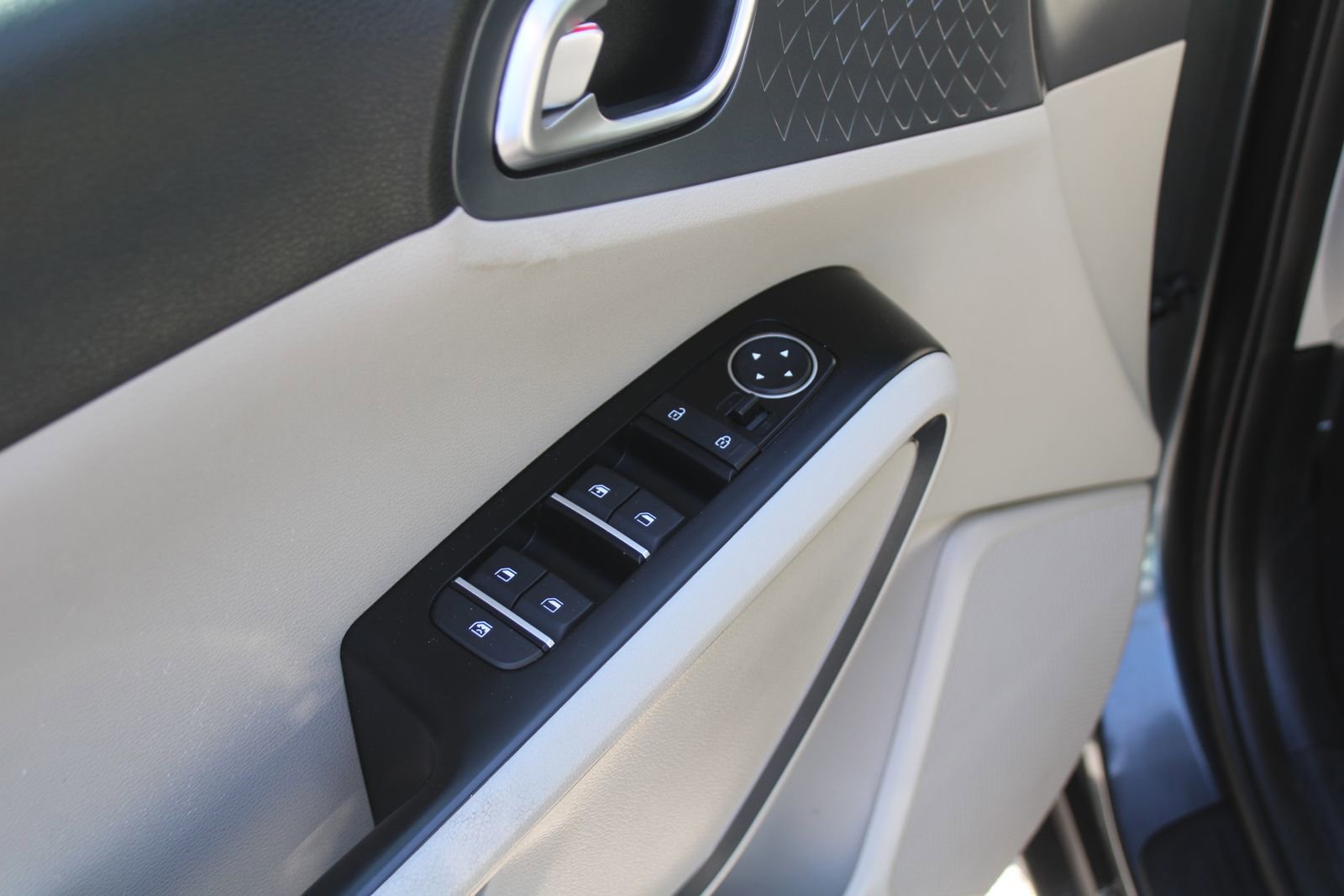 Certified 2020 Kia Soul EX image 18