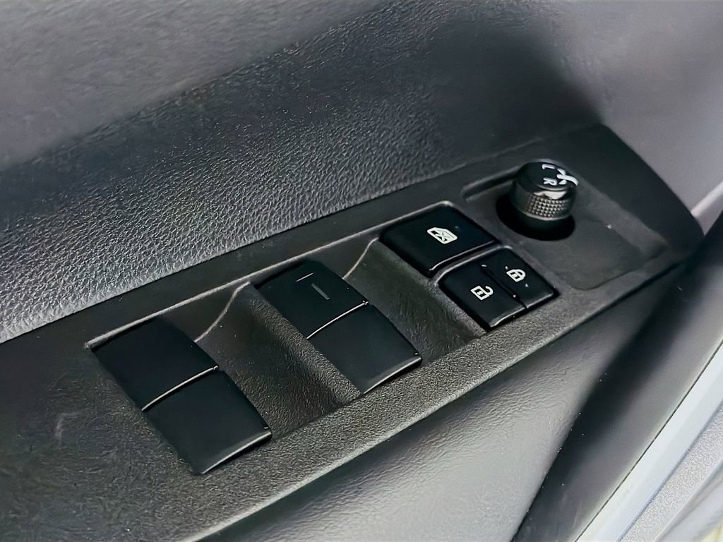 Used 2024 Toyota Corolla SE image 21