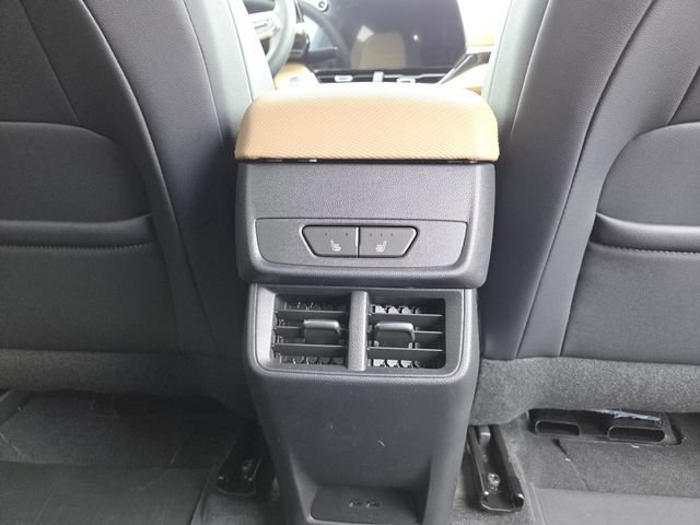 New 2027 Chevrolet Equinox ACTIV w/ Safety and Technology Package AWD/4WD image 24