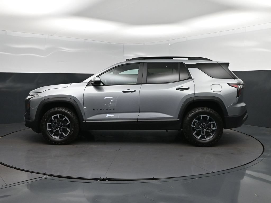 New 2026 Chevrolet Equinox ACTIV w/ Convenience Package III FWD image 4