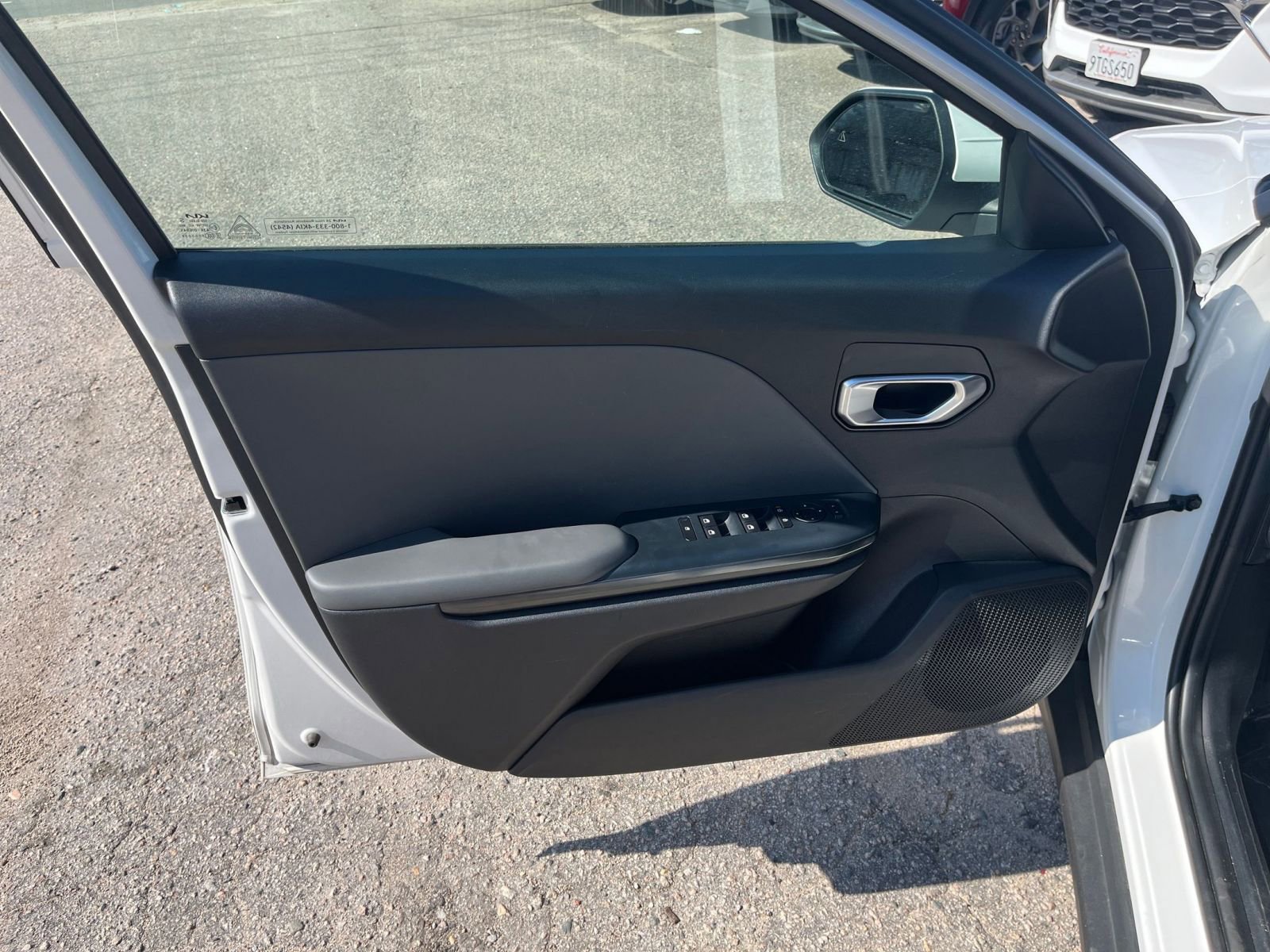 Used 2025 Kia K4 LXS image 18