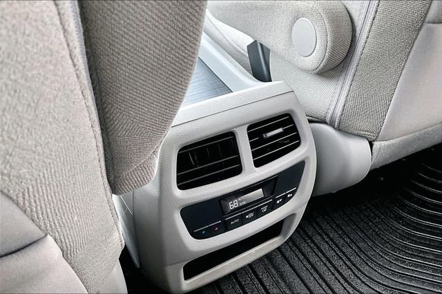 Used 2016 Honda Pilot EX image 10