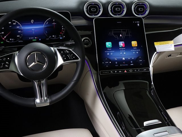 New 2025 Mercedes-Benz GLC 350e 4MATIC image 16