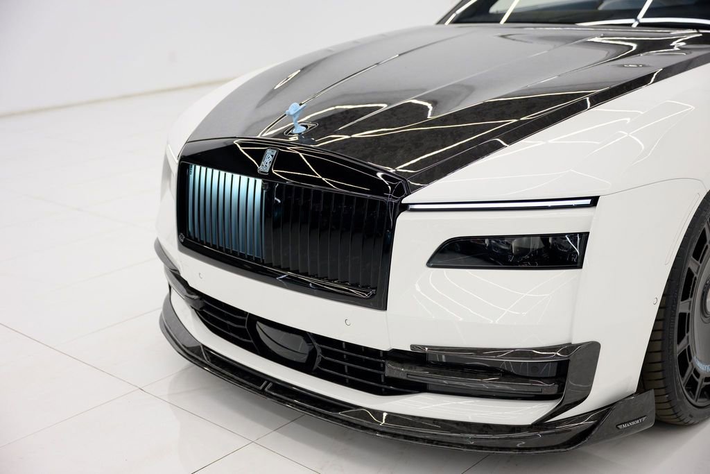 Used 2025 Rolls-Royce Spectre AWD/4WD image 12