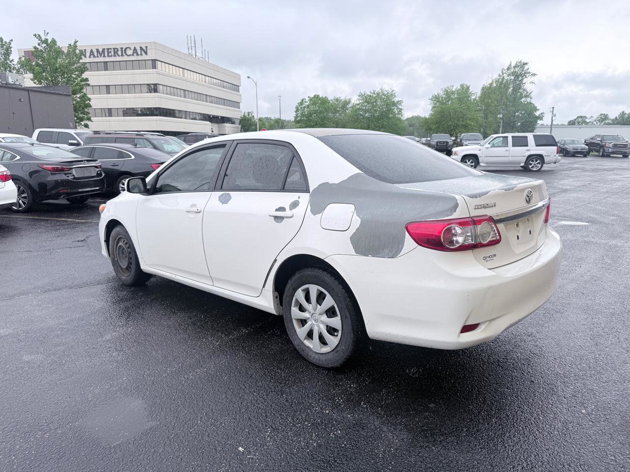 Used 2011 Toyota Corolla LE FWD image 3