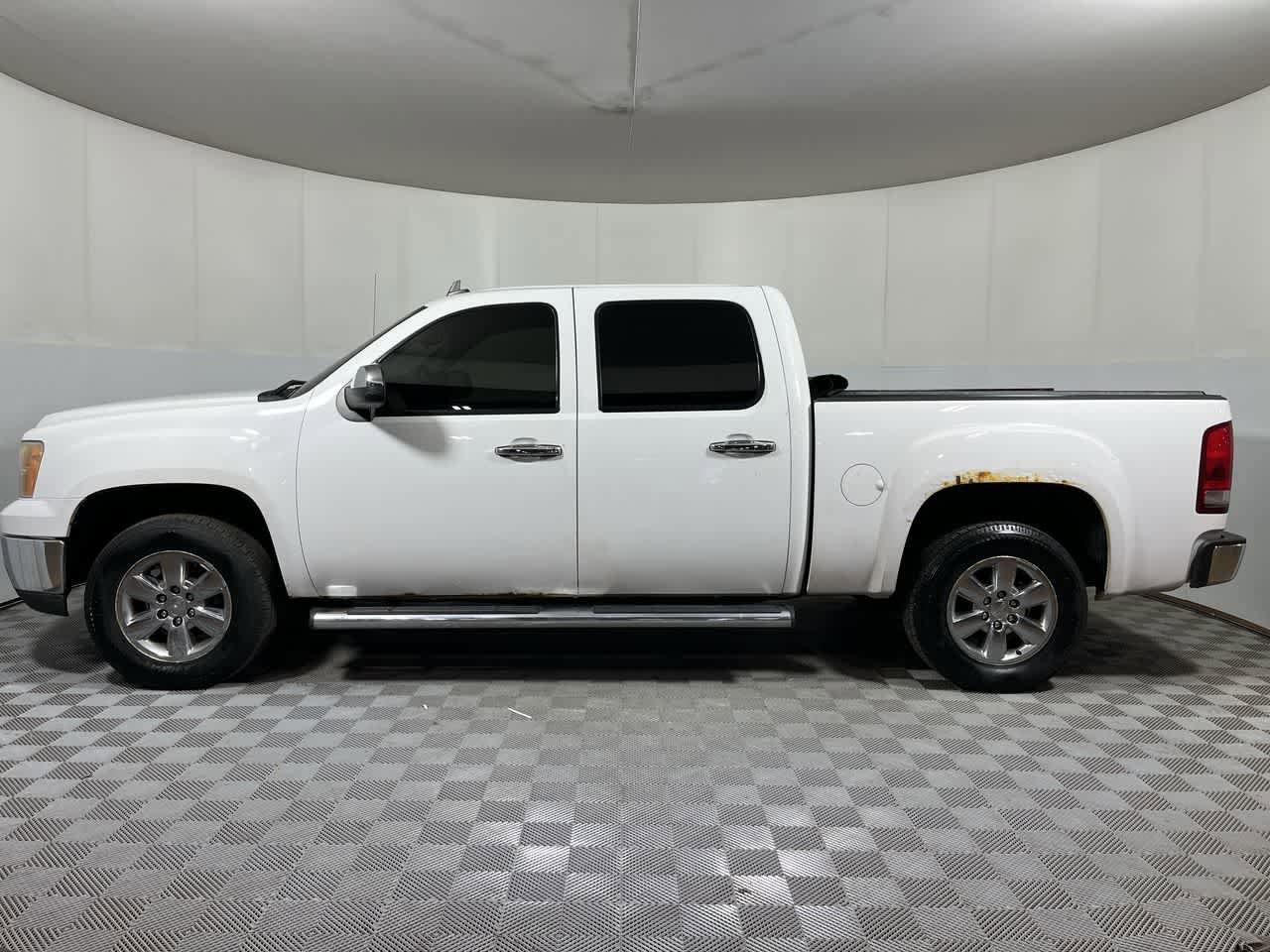 Used 2010 GMC Sierra 1500 SLE w/ Power Pack Plus AWD/4WD image 5