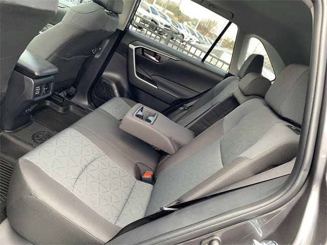 Used 2025 Toyota RAV4 XLE image 10