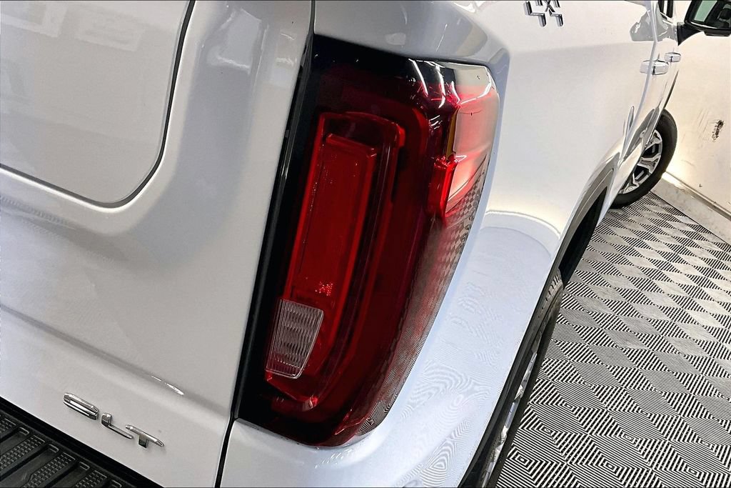 Used 2024 GMC Sierra 1500 SLT AWD/4WD image 27