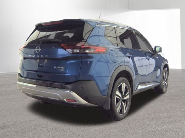 Used 2023 Nissan Rogue Platinum image 2