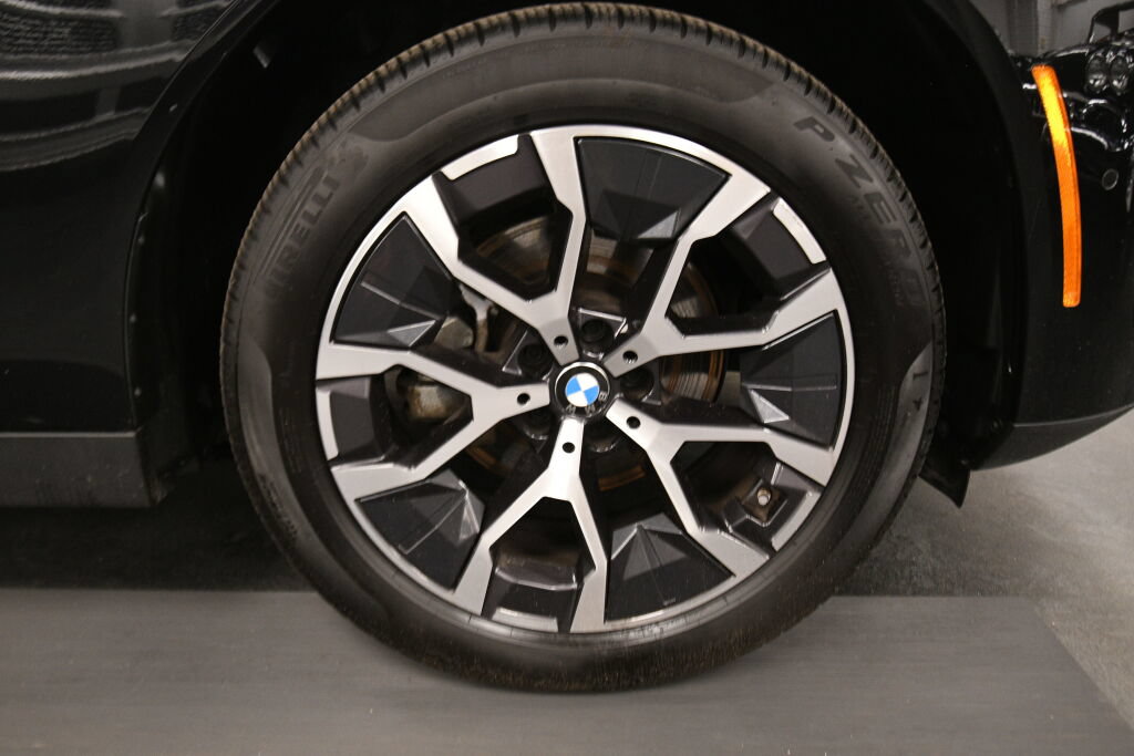 Used 2026 BMW X3 xDrive30i AWD/4WD image 32