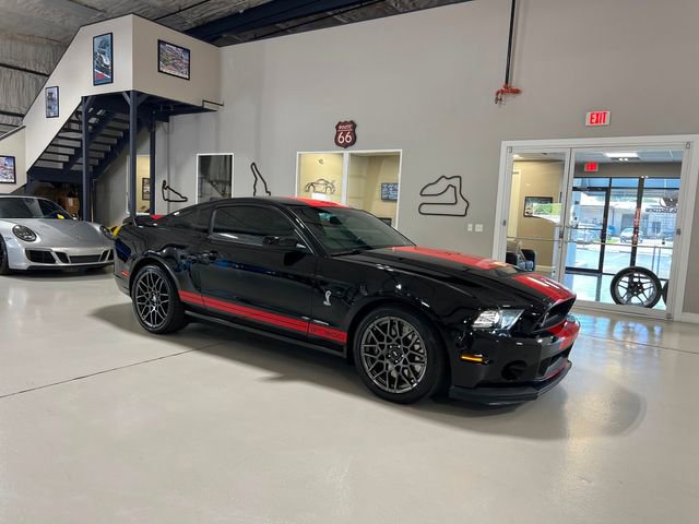 Used 2013 Ford Mustang Shelby GT500 RWD image 52