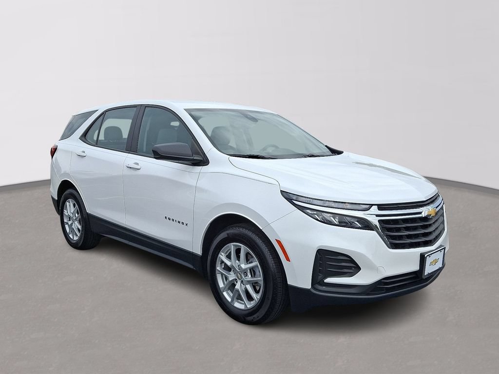 Certified 2023 Chevrolet Equinox LS FWD image 3