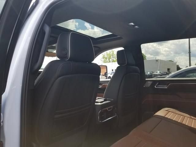 New 2026 GMC Sierra 2500 Denali Ultimate AWD/4WD image 10