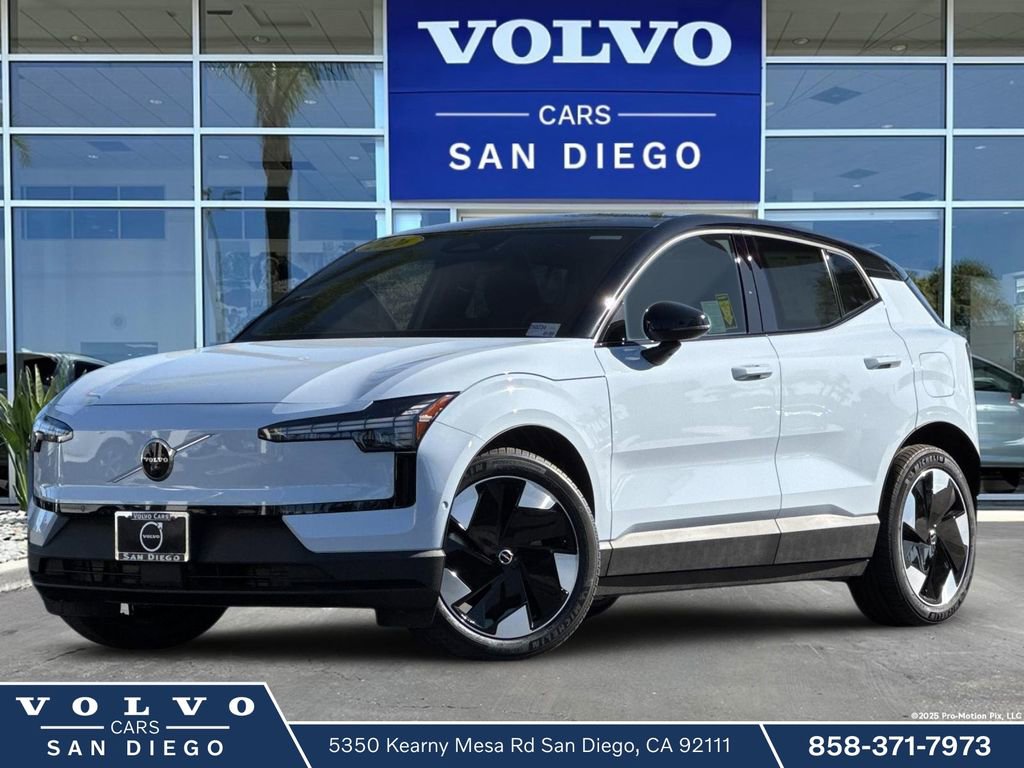 New 2026 Volvo EX30 Ultra w/ Climate Package