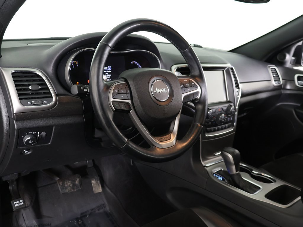 Used 2017 Jeep Grand Cherokee Altitude image 27