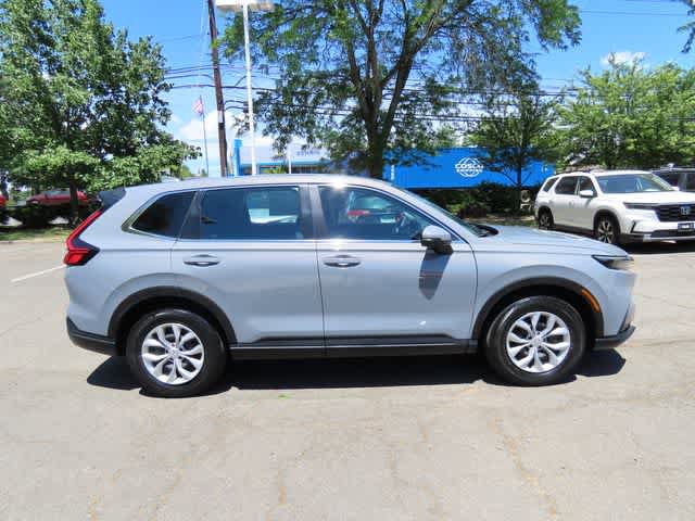 Used 2023 Honda CR-V LX image 4