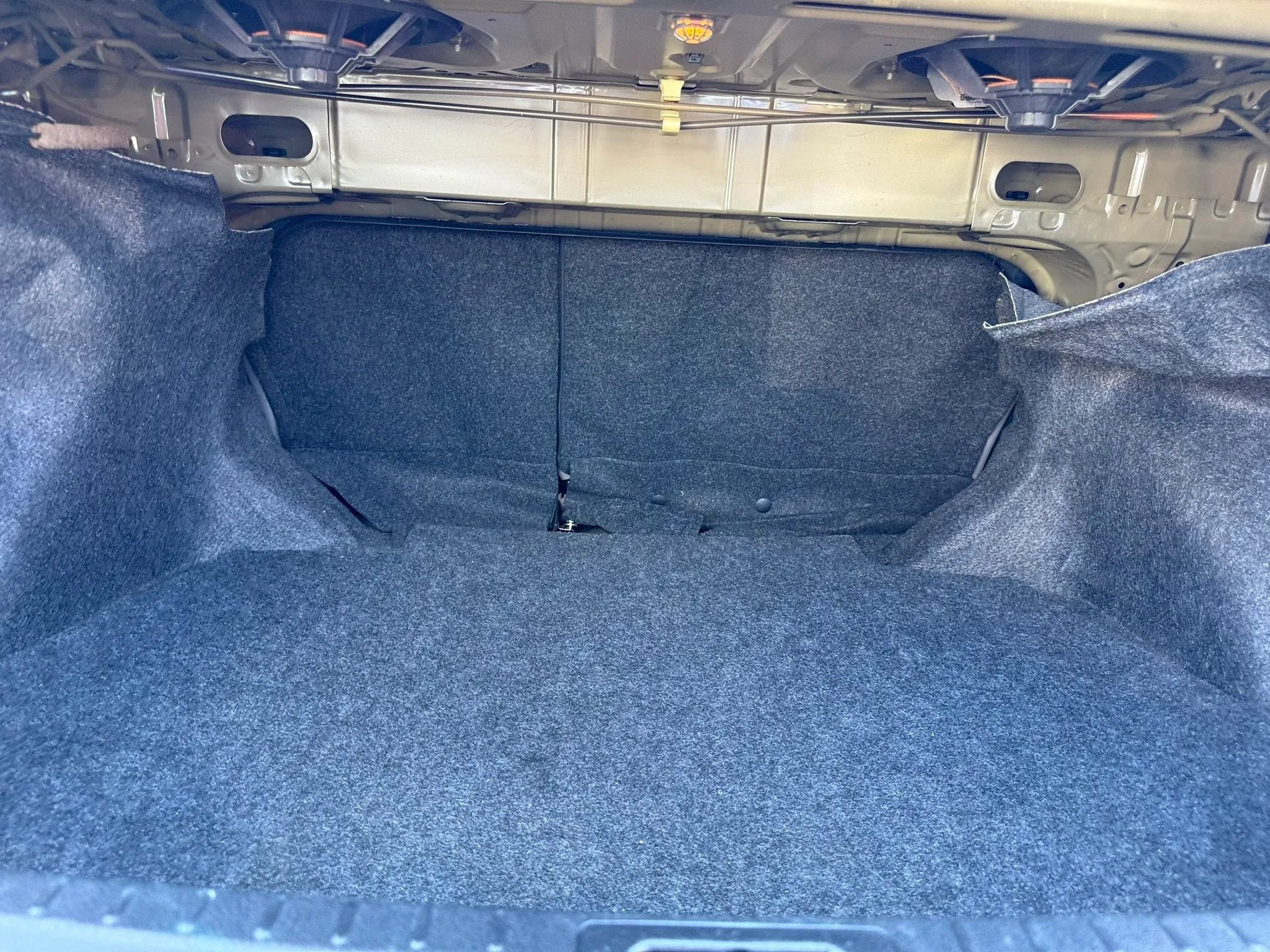 Used 2016 Toyota Corolla LE FWD image 31