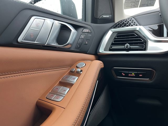 New 2026 BMW X7 xDrive40i w/ Dynamic Handling Package image 25