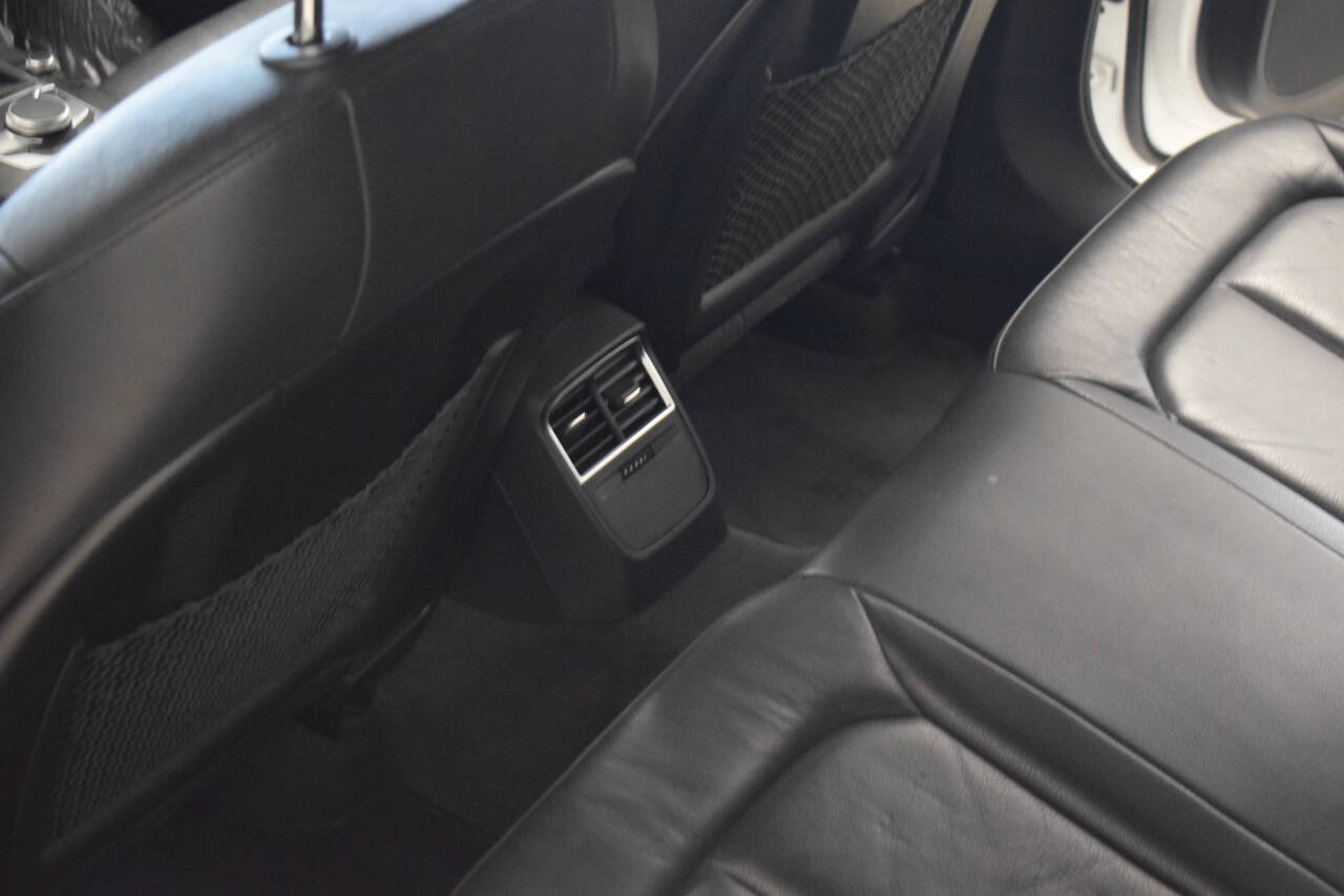 Used 2017 Audi A3 e-tron Premium FWD image 59
