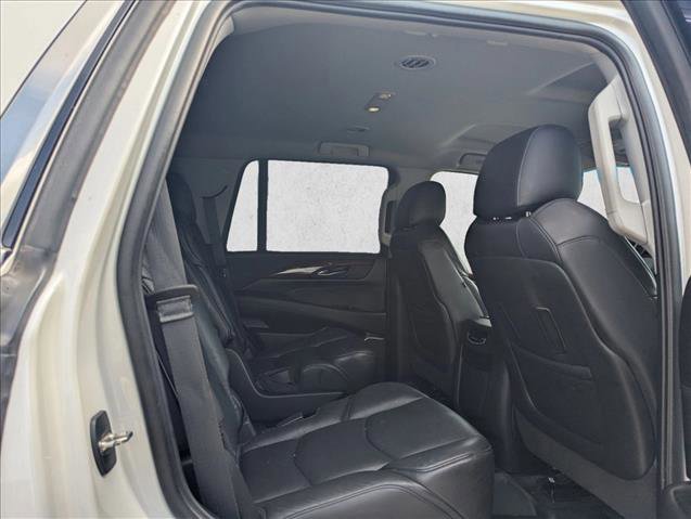 Used 2020 Cadillac Escalade 2WD image 15
