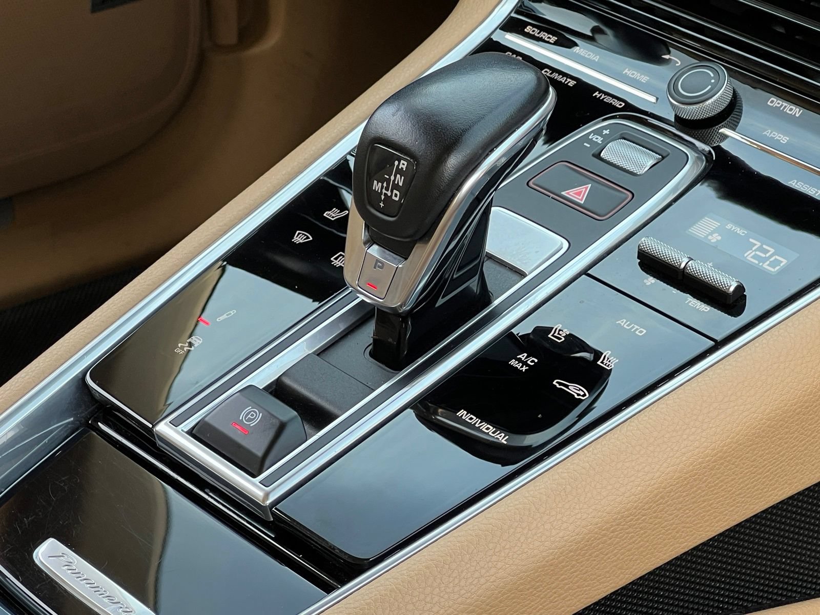 Certified 2020 Porsche Panamera 4 AWD/4WD image 37