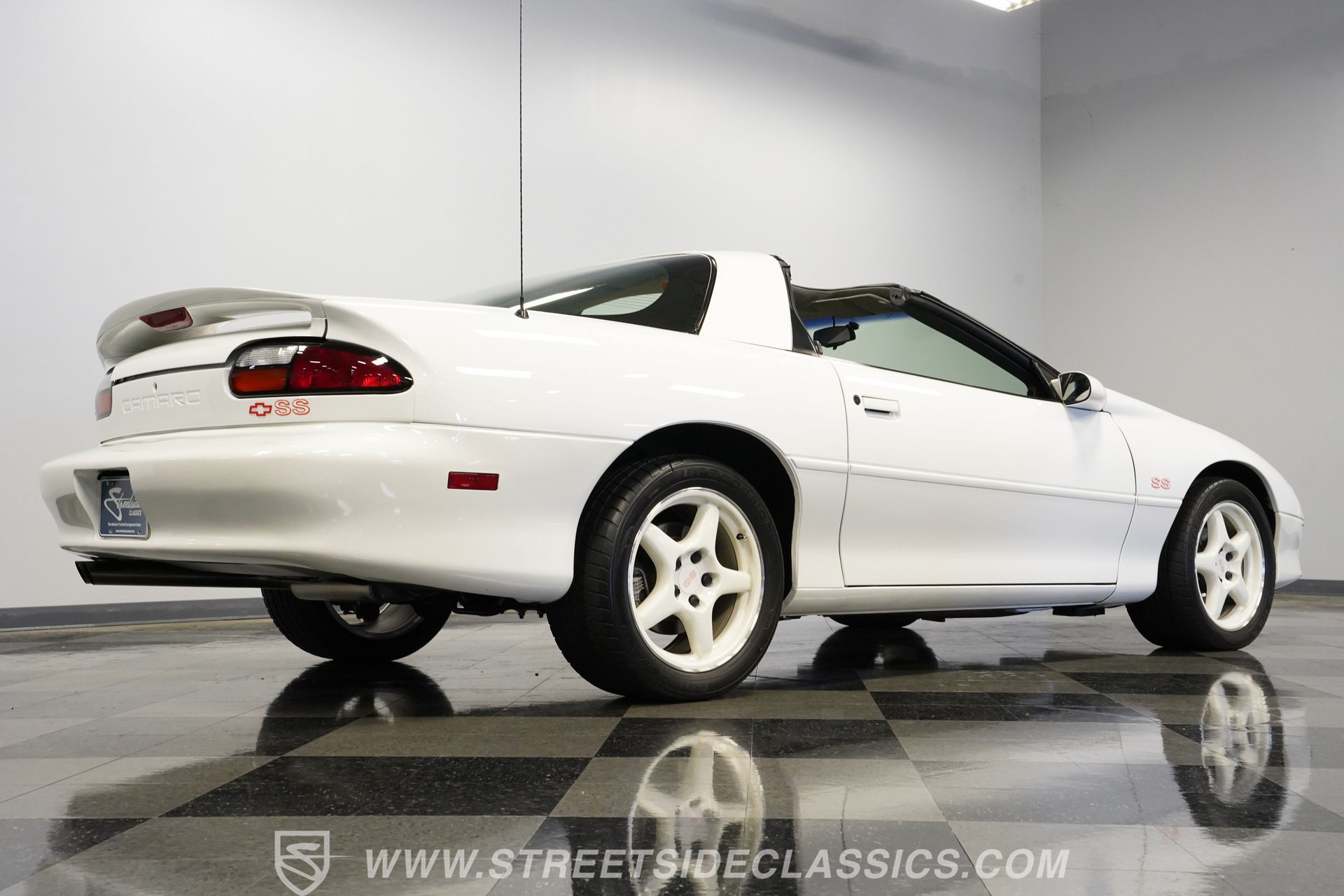 Used 1997 Chevrolet Camaro SS w/ SS Alteration Pkg RWD image 28