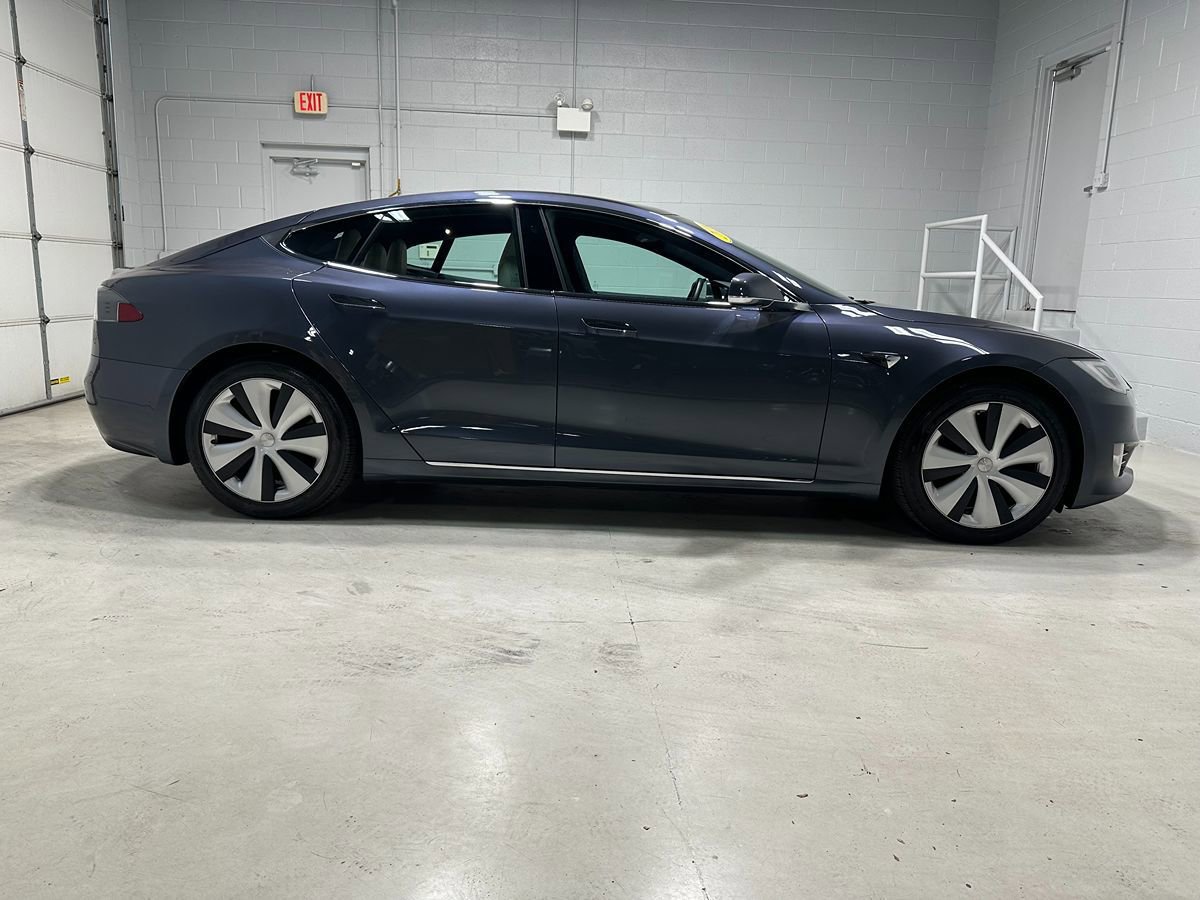 Used 2020 Tesla Model S Long Range image 2