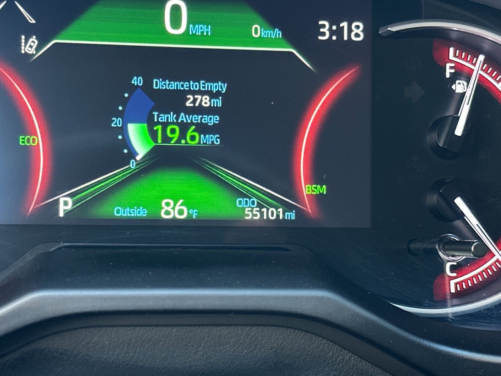 Used 2024 Toyota RAV4 XLE image 30