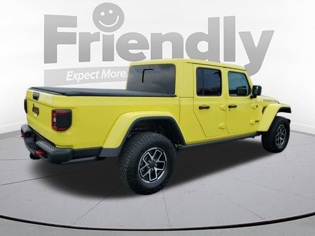 Used 2024 Jeep Gladiator Rubicon AWD/4WD image 8