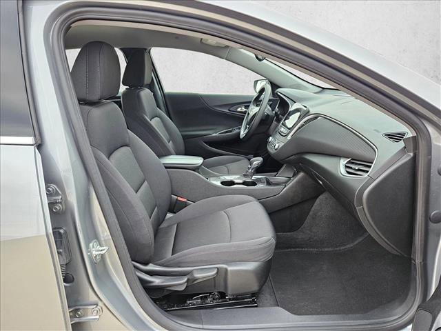 Used 2025 Chevrolet Malibu LT FWD image 20