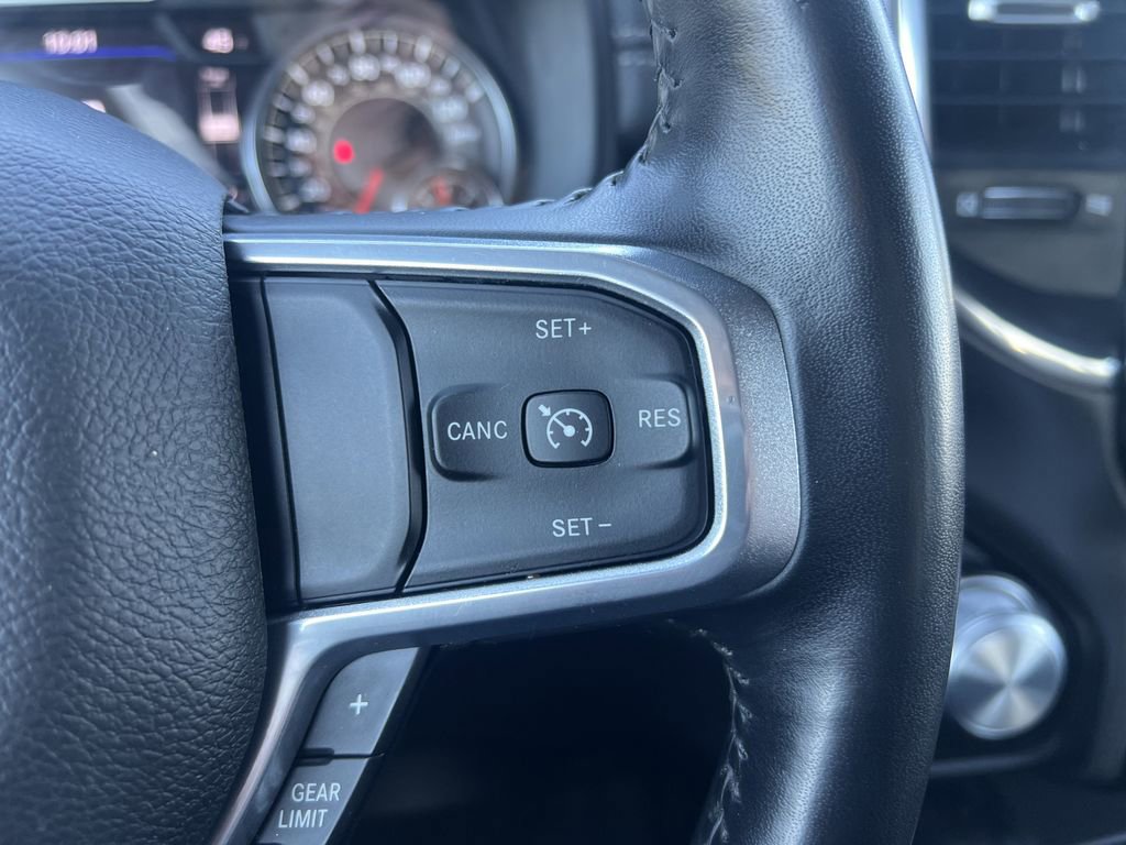 Used 2024 RAM 1500 Laramie AWD/4WD image 21