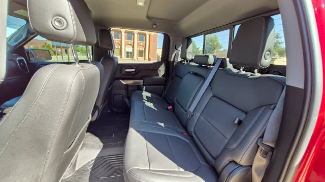 Used 2021 Chevrolet Silverado 1500 LT Trail Boss w/ Convenience Package II AWD/4WD image 20