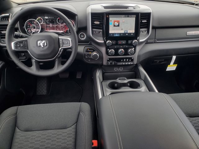 New 2026 RAM 1500 4x4 Crew Cab image 28